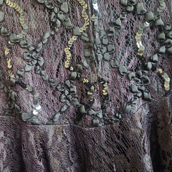 HW Collections VTG Black Lace Overlay Plum Midi Dress-Whimsygoth-Fairy-Event-7/8 - Picture 13 of 16